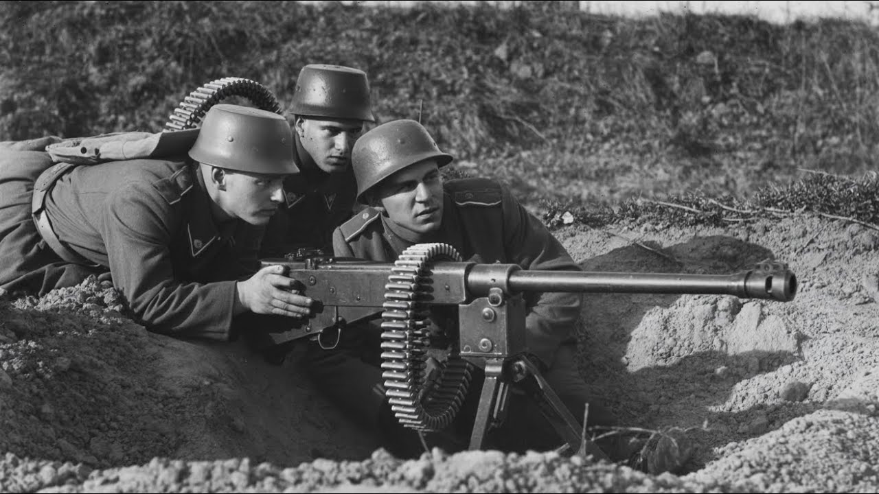 Britische Offiziere verspotteten das deutsche MG 08 als antiquiert, bis 423.600 Geschütze de...