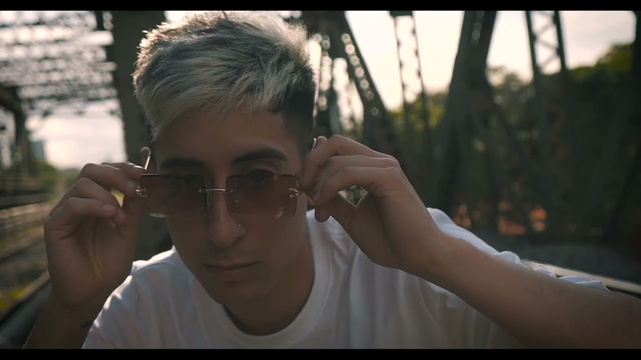 Les K - IN LOVE (Video Oficial)