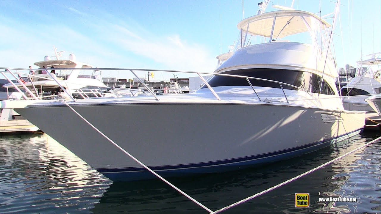 2019 Viking 48 Convertible Fishing Boat - Walkaround - 2019 Miami Yacht Show
