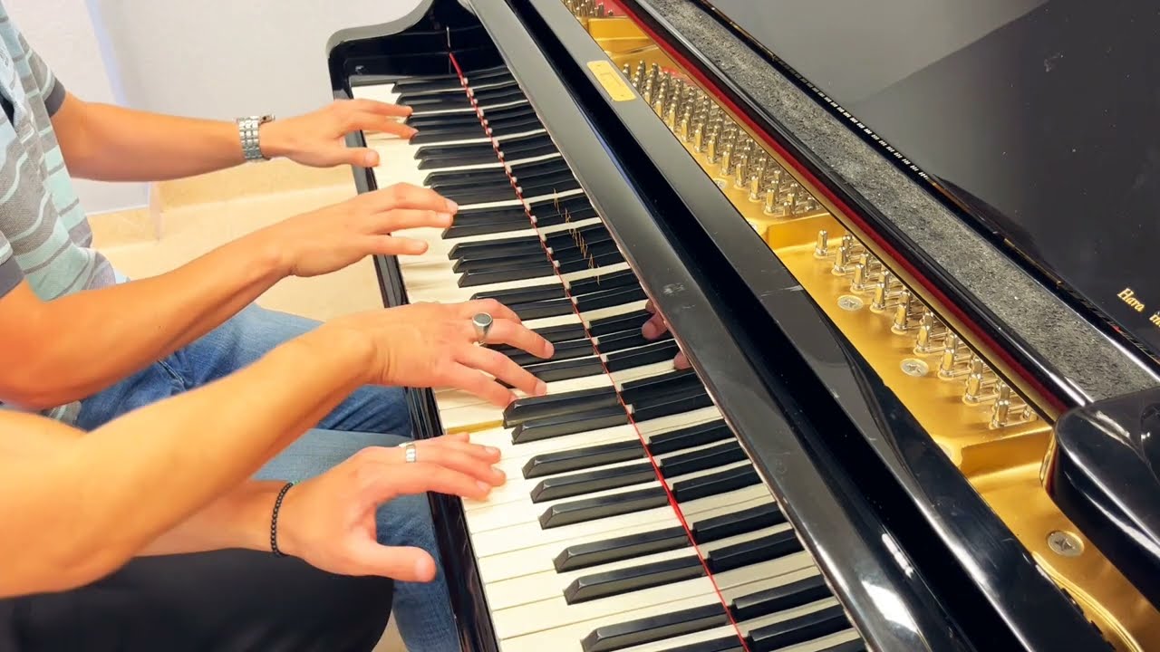 Hans Zimmer - „F1 MAIN THEME” (arr. Dombrova Piano Duo)