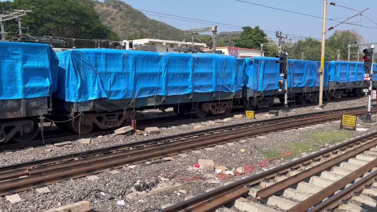 GoodsTrain#Sound Arrivals Vijayawada Railway Station #