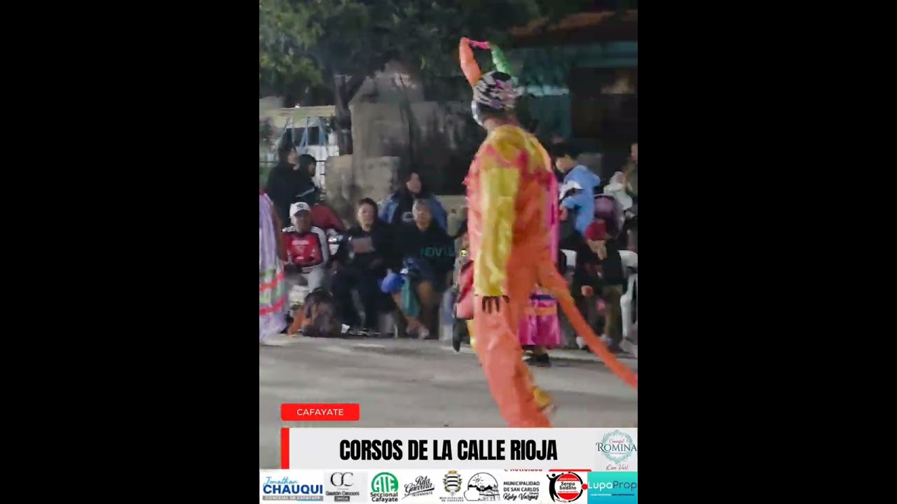 La agrupación Pim Pim de Animana en los Corsos de la calle Rioja 🎉 