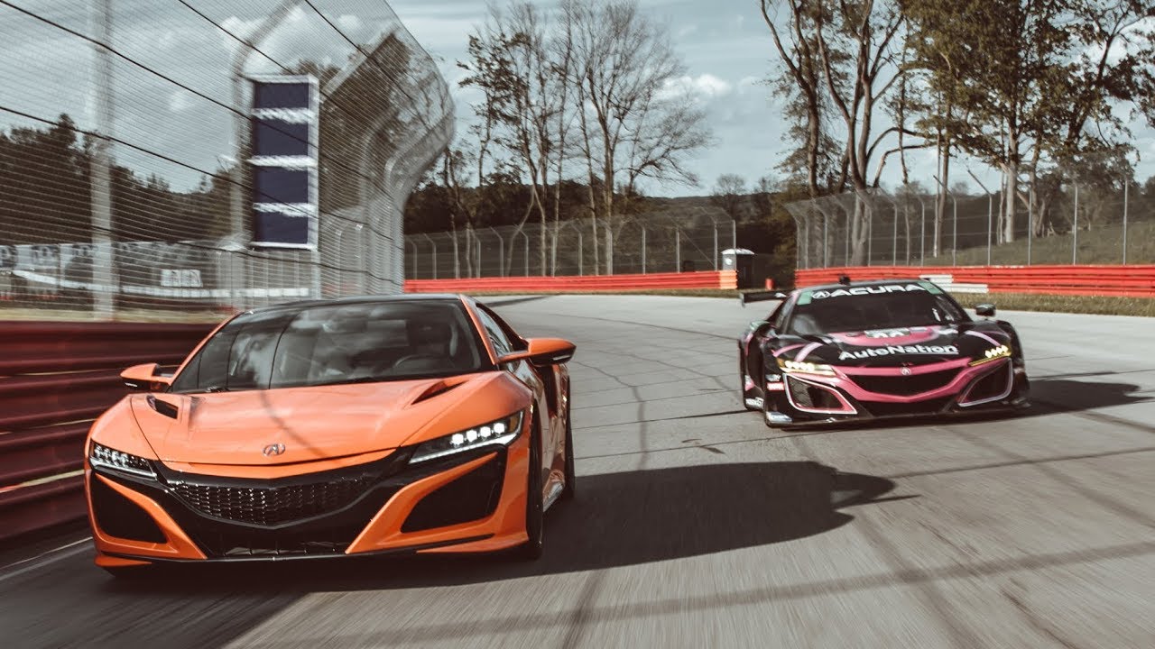 Face-off: Acura NSX vs. NSX GT3 Evo