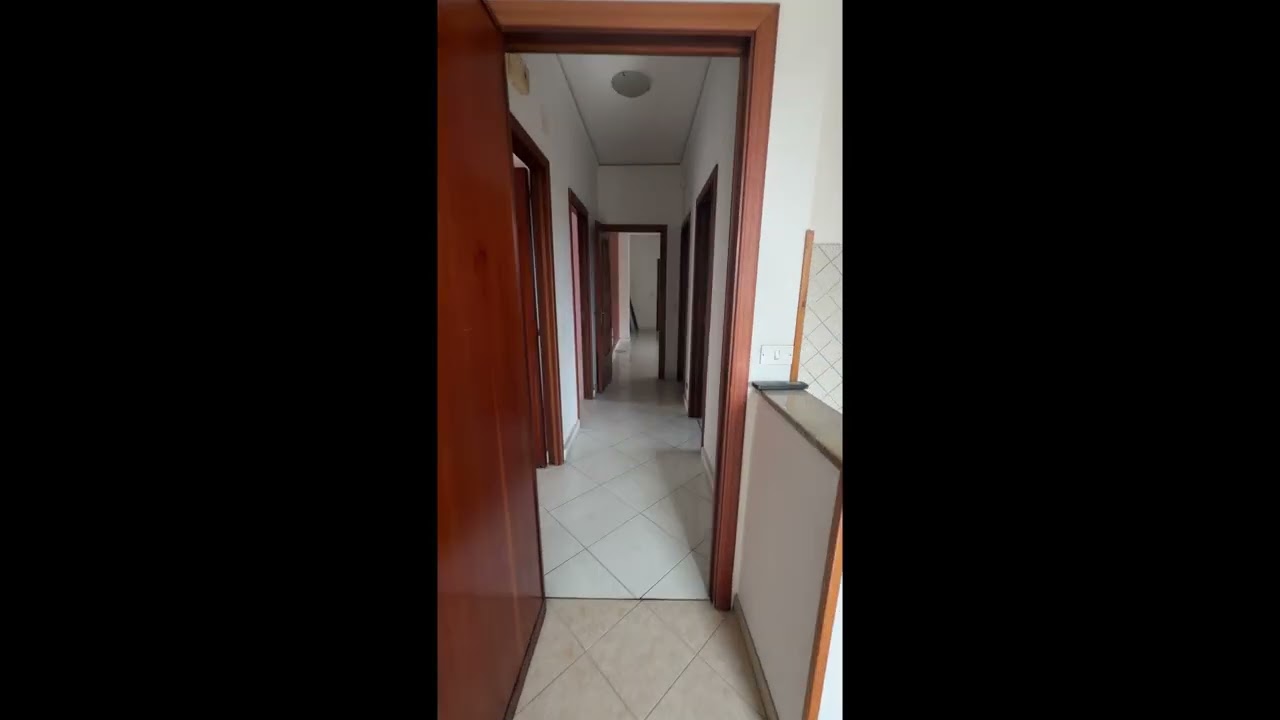 Piano primo a Giarre con ampio terrazzo
