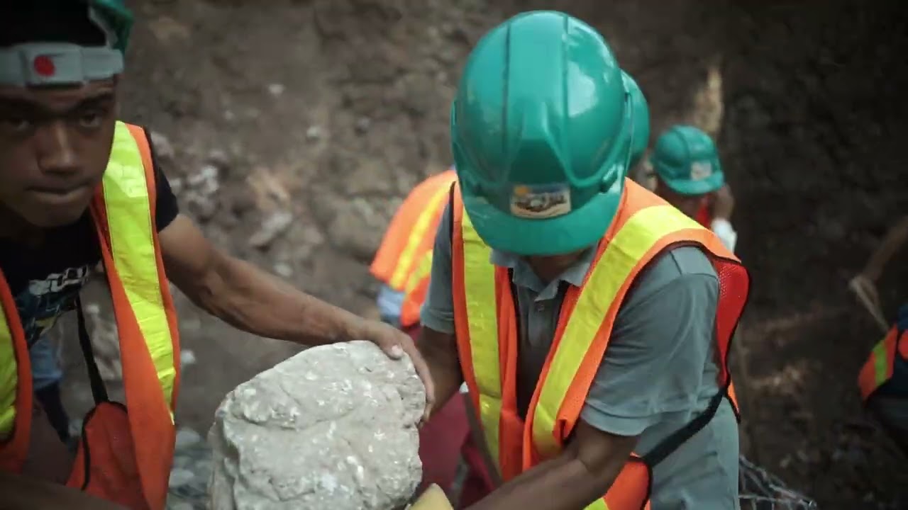Muros de Gaviones para Protección de Infraestructura | INVECRO Constructora