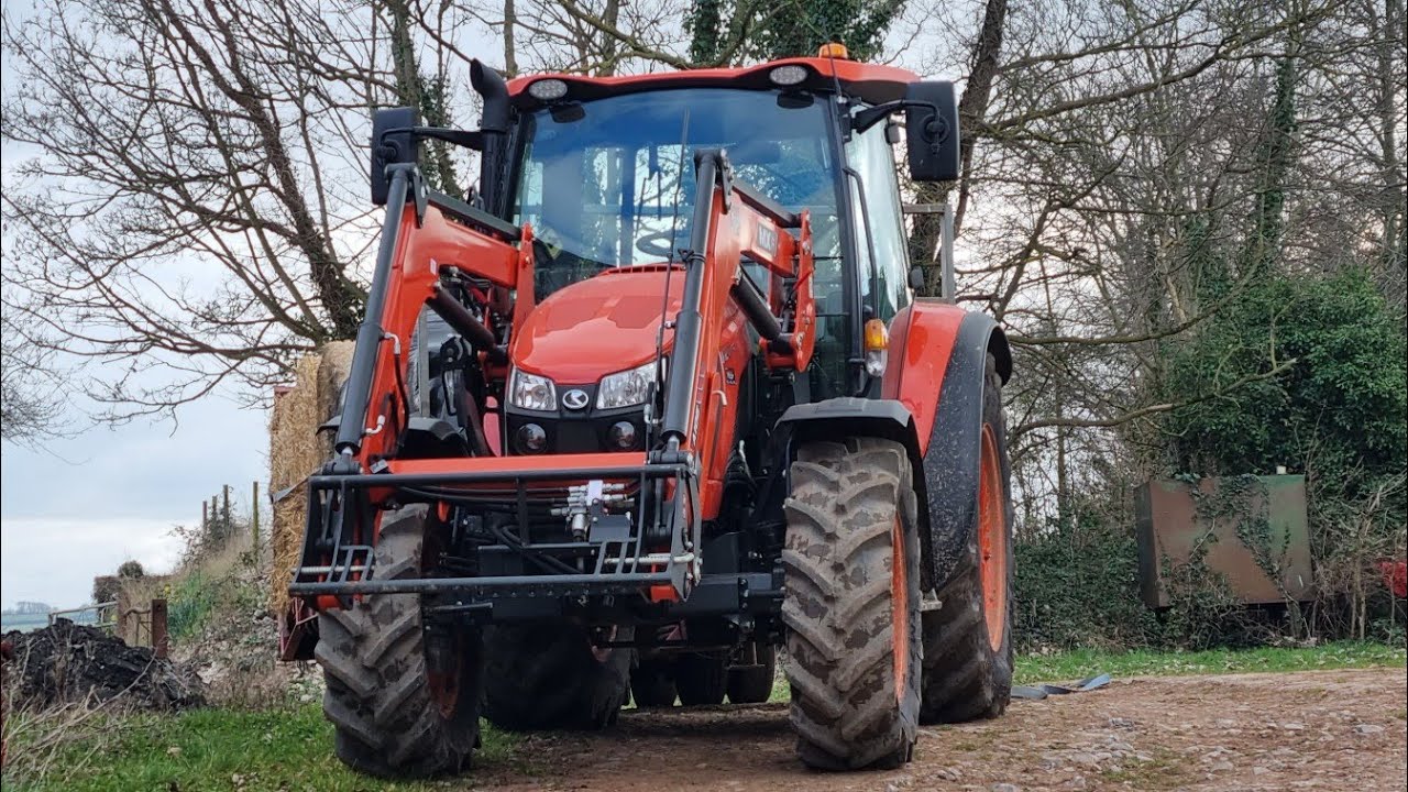 A Demonstrator on the farm! Kubota M5 review