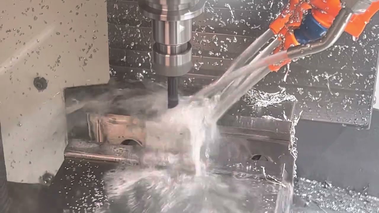 My Syil X7-20 thread milling 1/2” BSP thread.