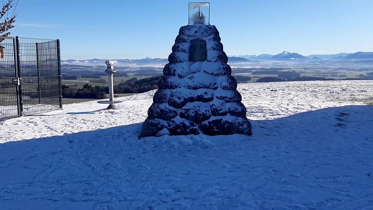 Mountain view; White and Green, White and Blue