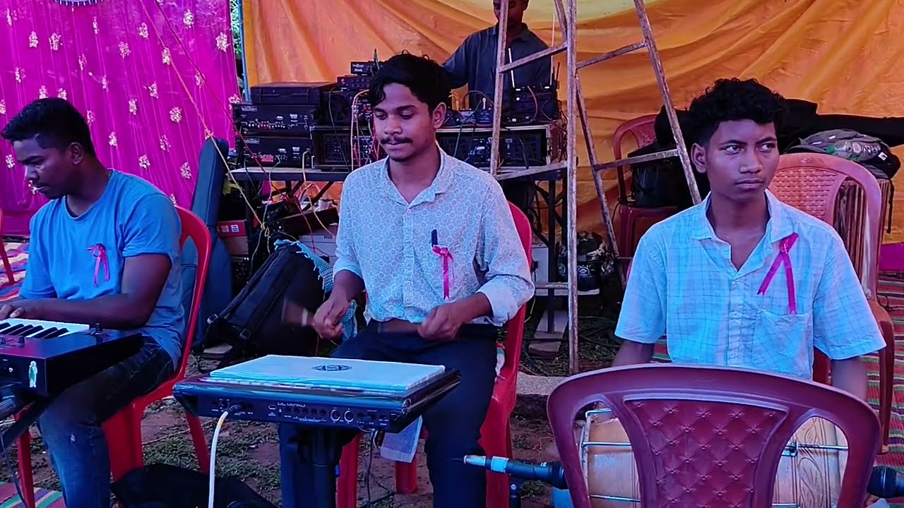 Yeshu bola the apan pase re nagpuri jesus song channel rasal dang ✝️✝️✝️