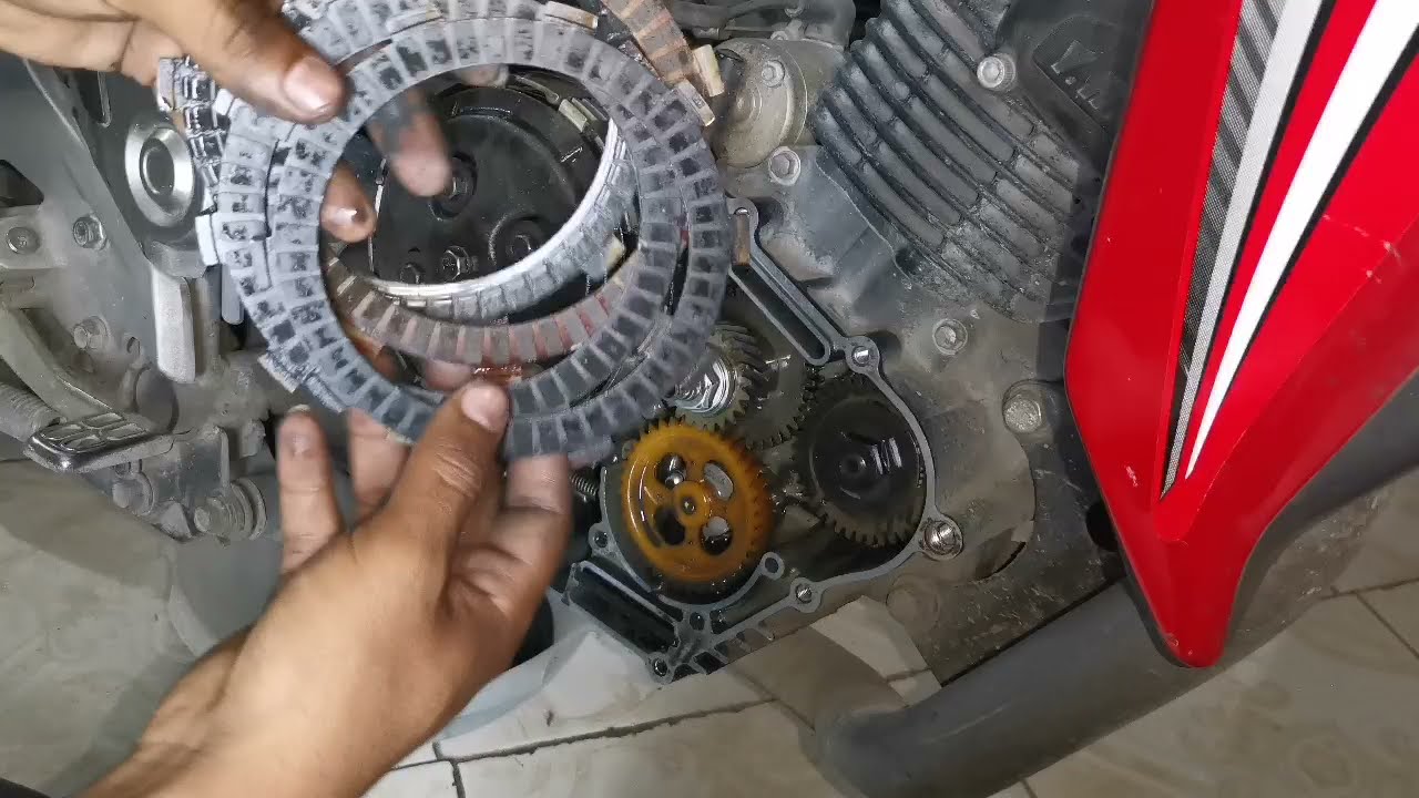 Como cambiar pastas de clutch para Fz 150  Yamaha (Fazer 2.0). 🏍️🛑