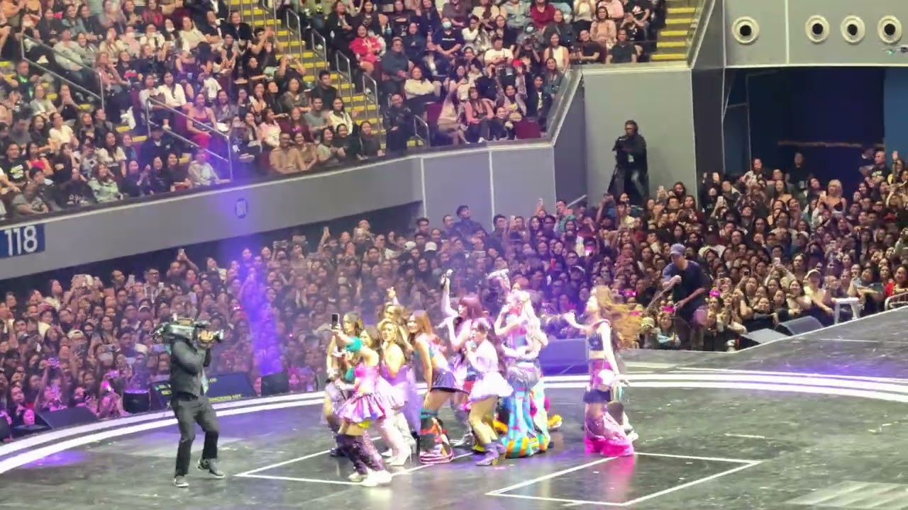 Get Get Aw RaWnd 3 Sexbomb @ MOA Arena Feb 06, 2026 with BINI