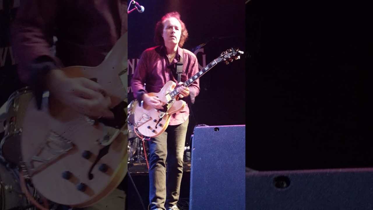 Mark Hitt - Guitar Solo - Heart Breaker - with Hindenburg - Live at The Chance