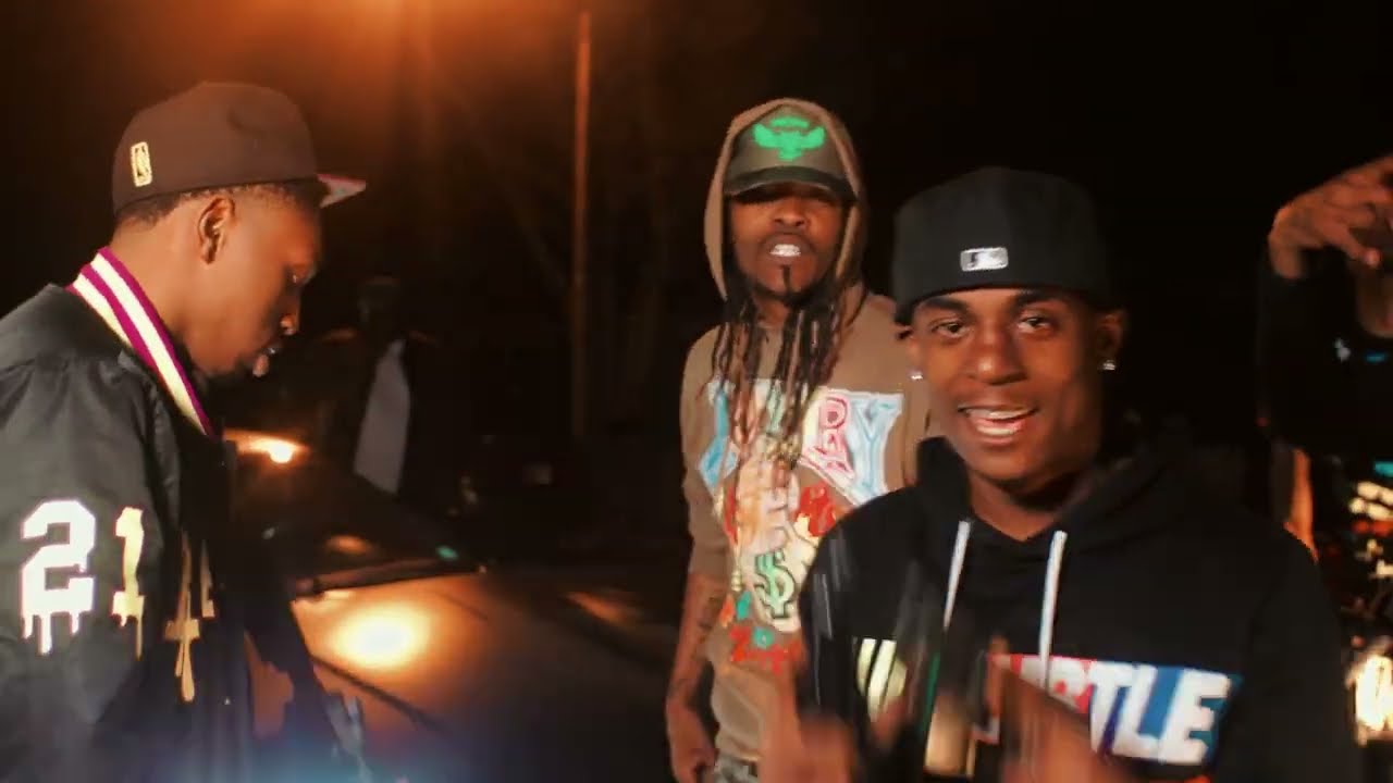 MurdaGang Wood & CYN Moses                      Bosses & Workers (Music Video)
