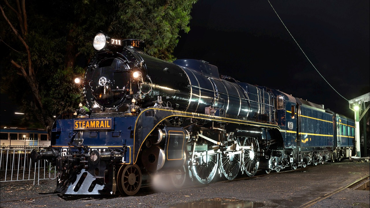 R711 REPAINTED INTO VR BLUE & GOLD! - 2026 Open Days Reveal 5
