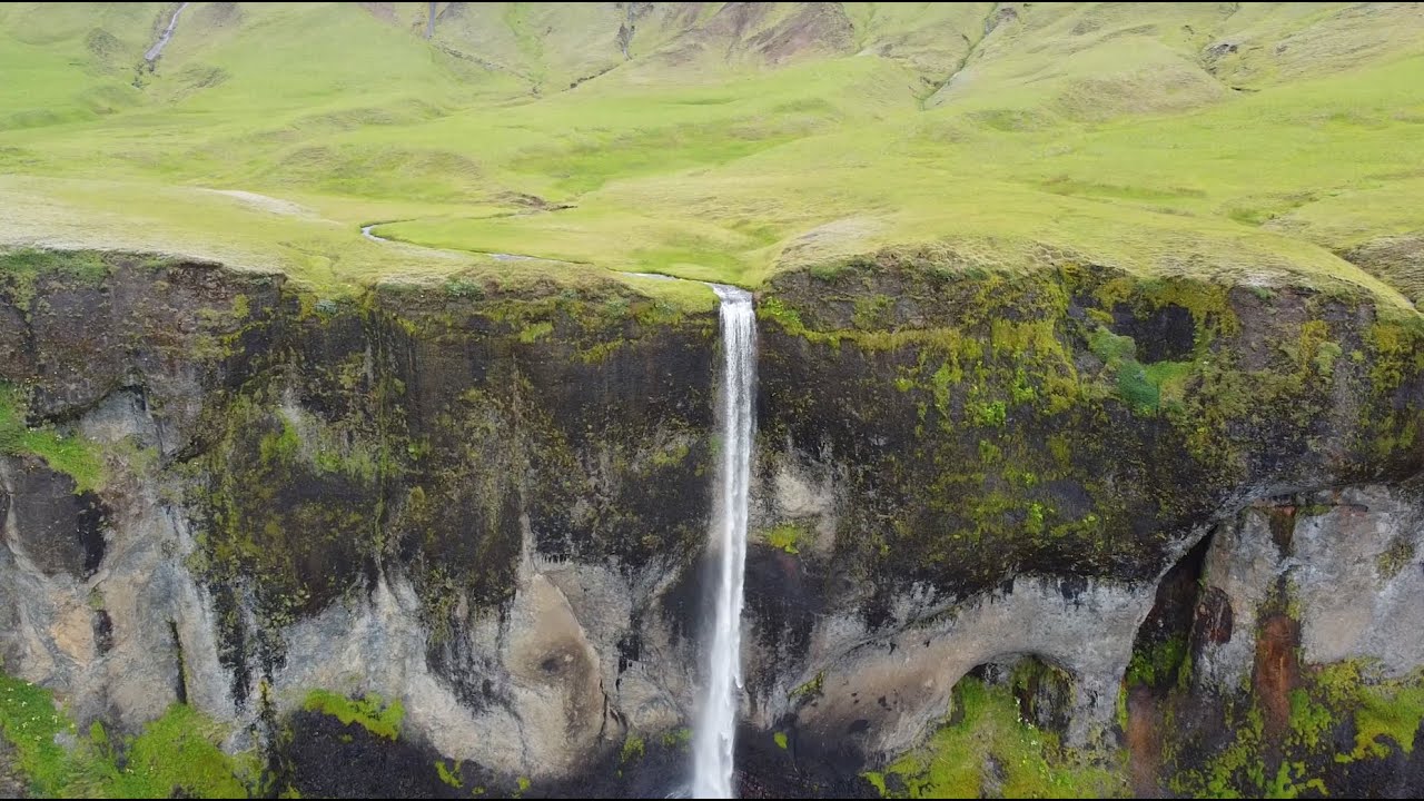 Islandia a vista de dron. 4K.