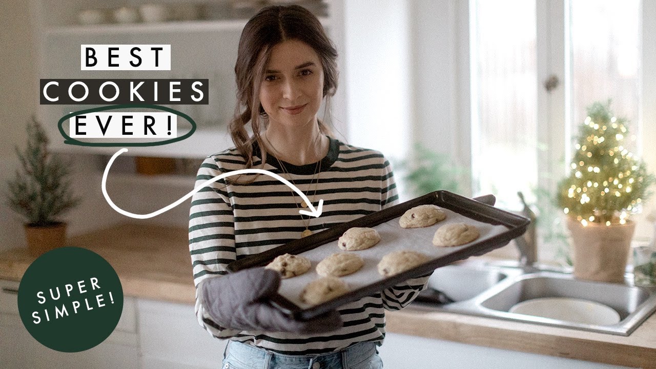 The BEST Chocolate Chip Cookies | My Friends Rave!