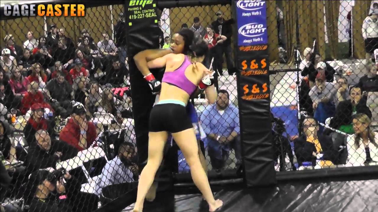 IT Fight Series 38 | Fight 14 - Allanna Jones vs Jan Finney