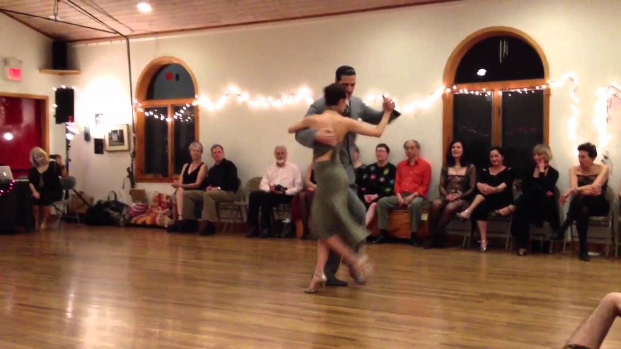 Josefina Scaglione y Julio Bassan, Tango.