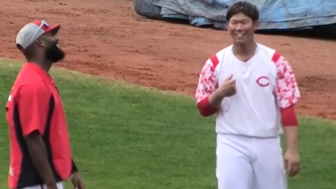 坂倉がモンテロ、ファビアンらと楽しくおちゃらけるボール使い練習！広島カープ沖縄春季キャンプ 2026年2月16日