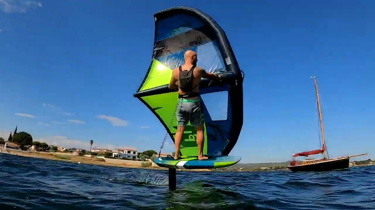 Etang de Thau - Bouzigues - Loic au Wing Foil