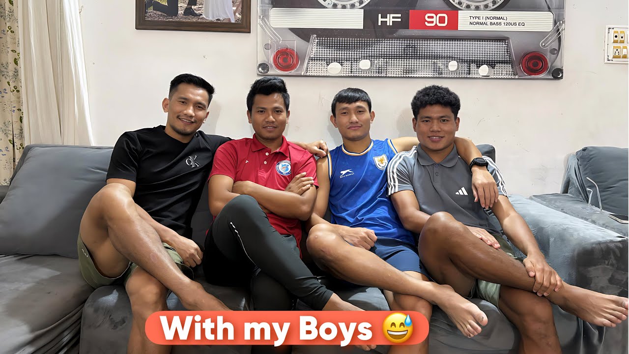 With my boys 😂 Navet ule Nakisih lou diuhe 😂