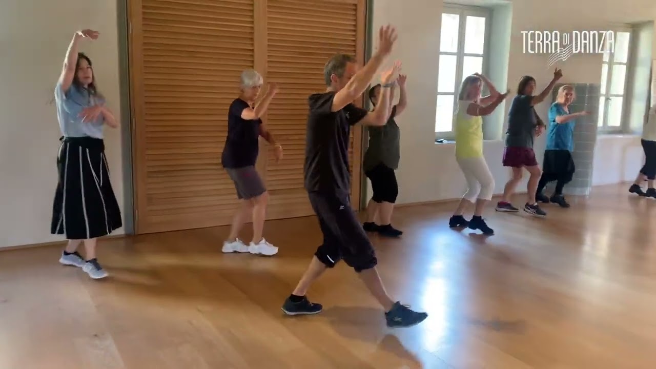 Laga'at BaYareach teach+dance לגעת בירח - לימוד+ריקוד 