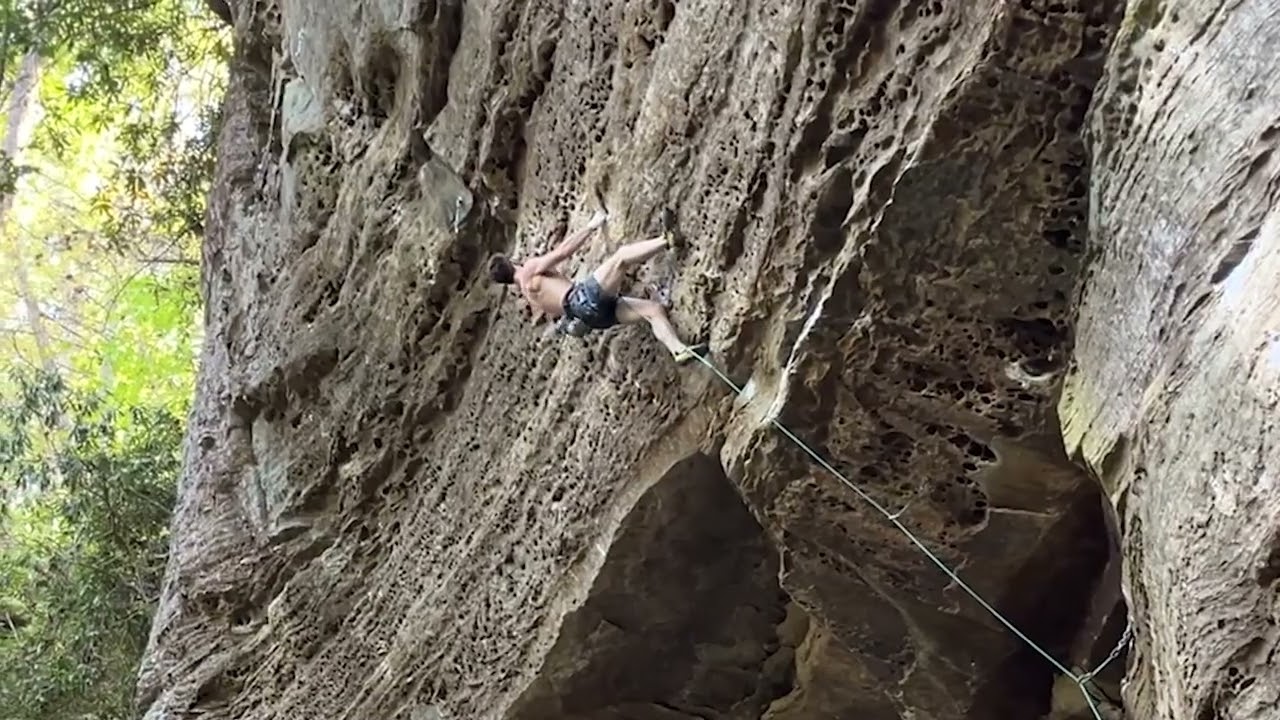 The Abyss (5.12d) - Red River Gorge
