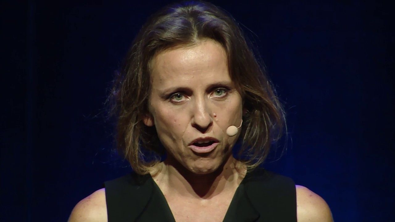Ne pas faire l'histoire. Mais la permettre. | Flore Vasseur | TEDxVaugirardRoad