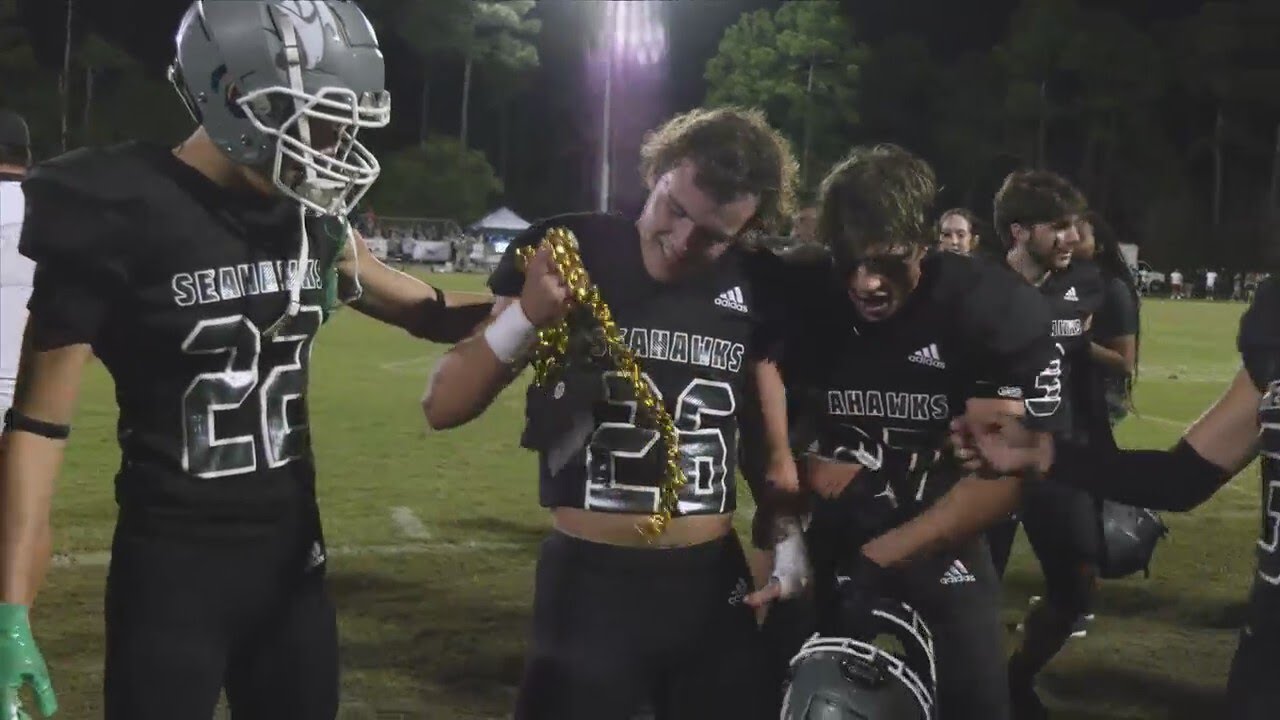 South Walton football player makes catch of a lifetime