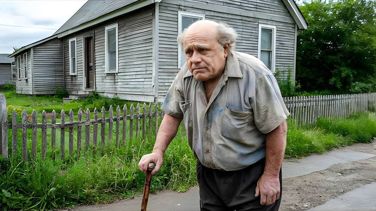 Danny Devito Is Now 80, But How He Lives Is Incredibly Sad