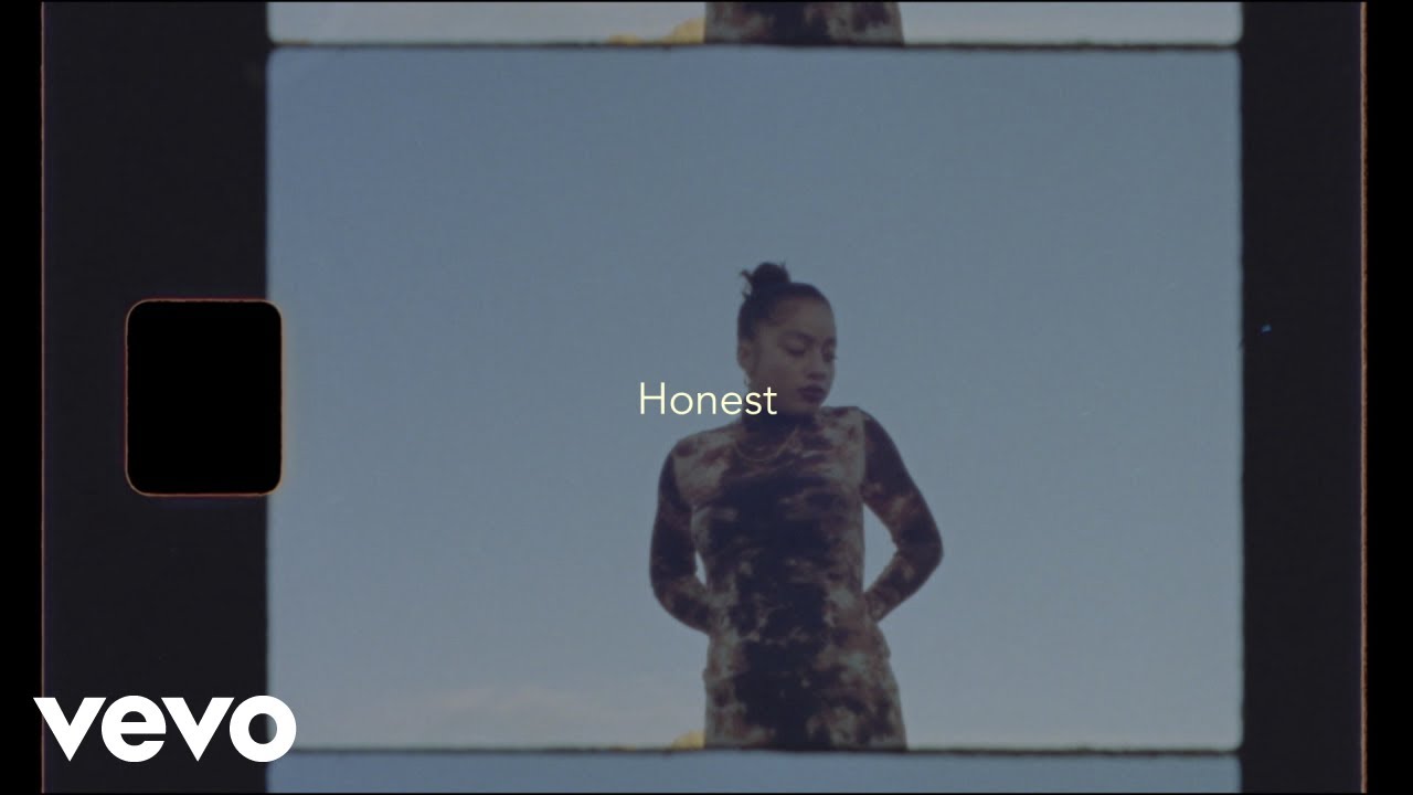 Kiana Ledé - Honest. (Lyric Video)