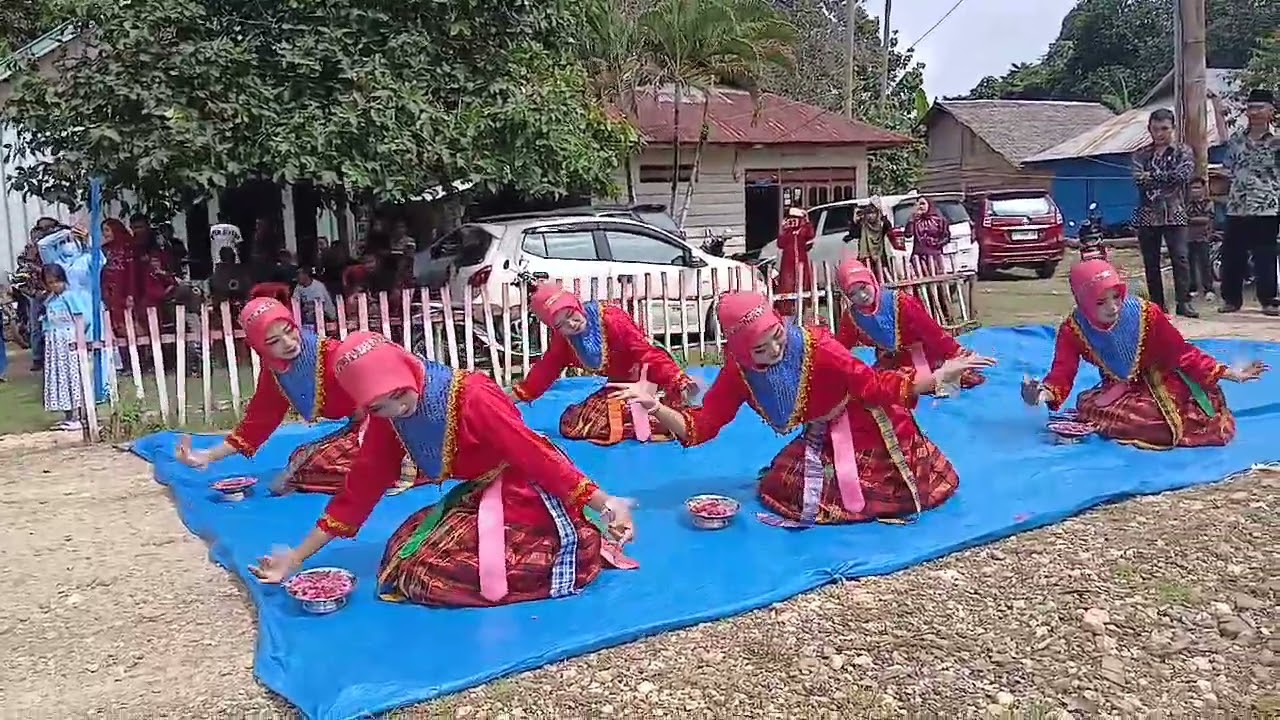 tarian mondotambe, adat tolaki