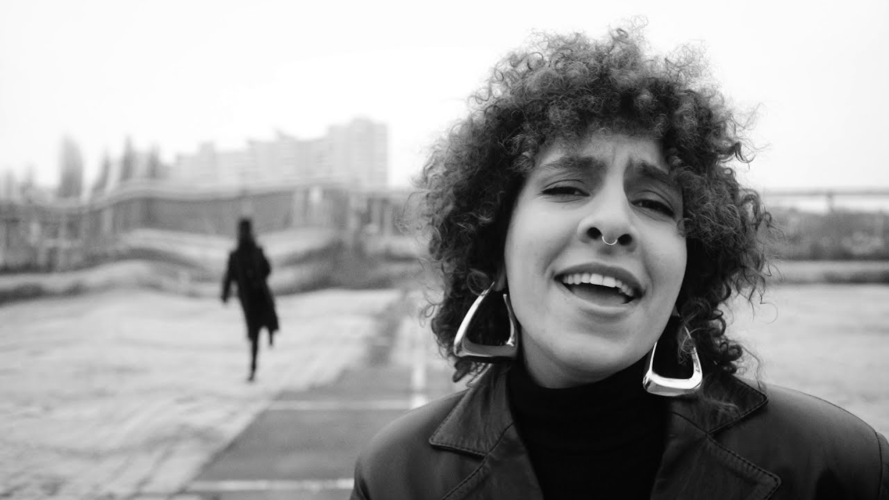 People Club - Francine