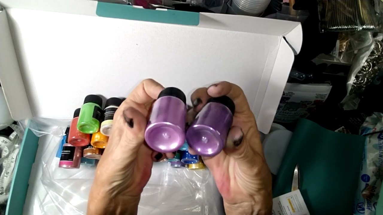 Trying new mica powders and a resin mixer..Thank you  Istoyo.
