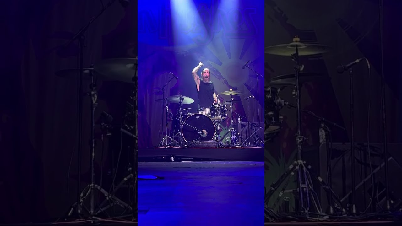 Ash Sheehan's drum solo, with Glenn Hughes show (07.10.2023 İstanbul)