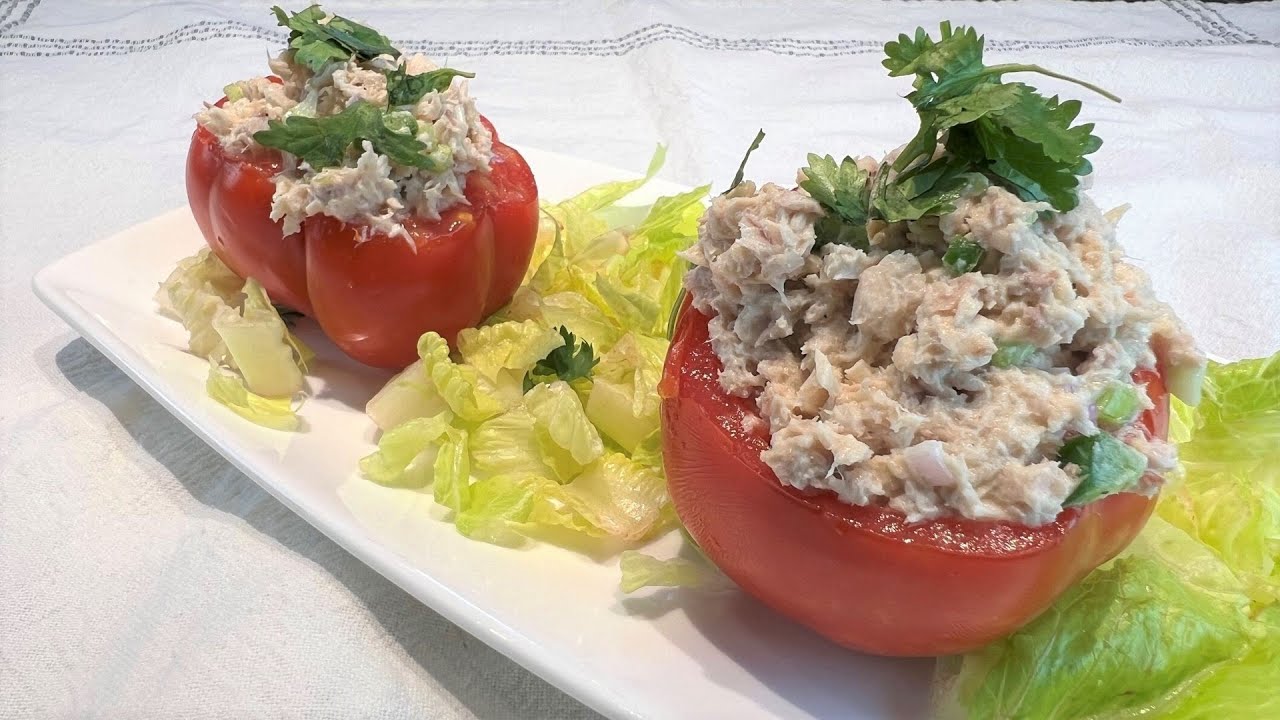 Como Hacer Tomates Rellenos con Atun - Receta Facil y Sabrosa