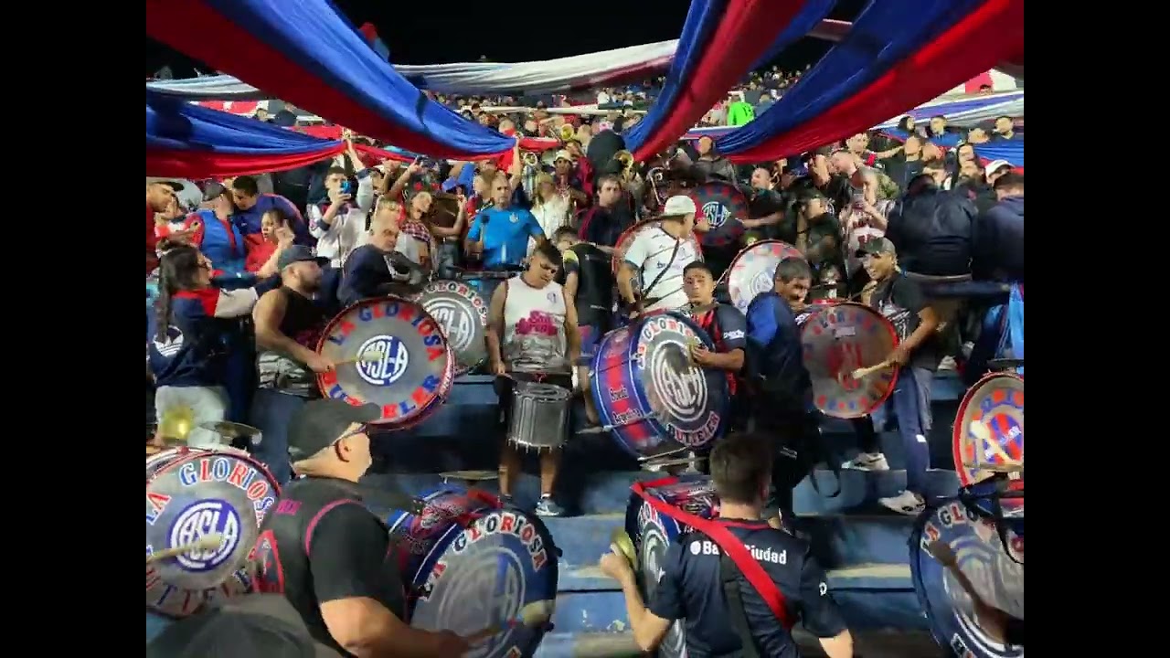 LA GLORIOSA BUTTELER AL RITMO 🎶🔵🔴