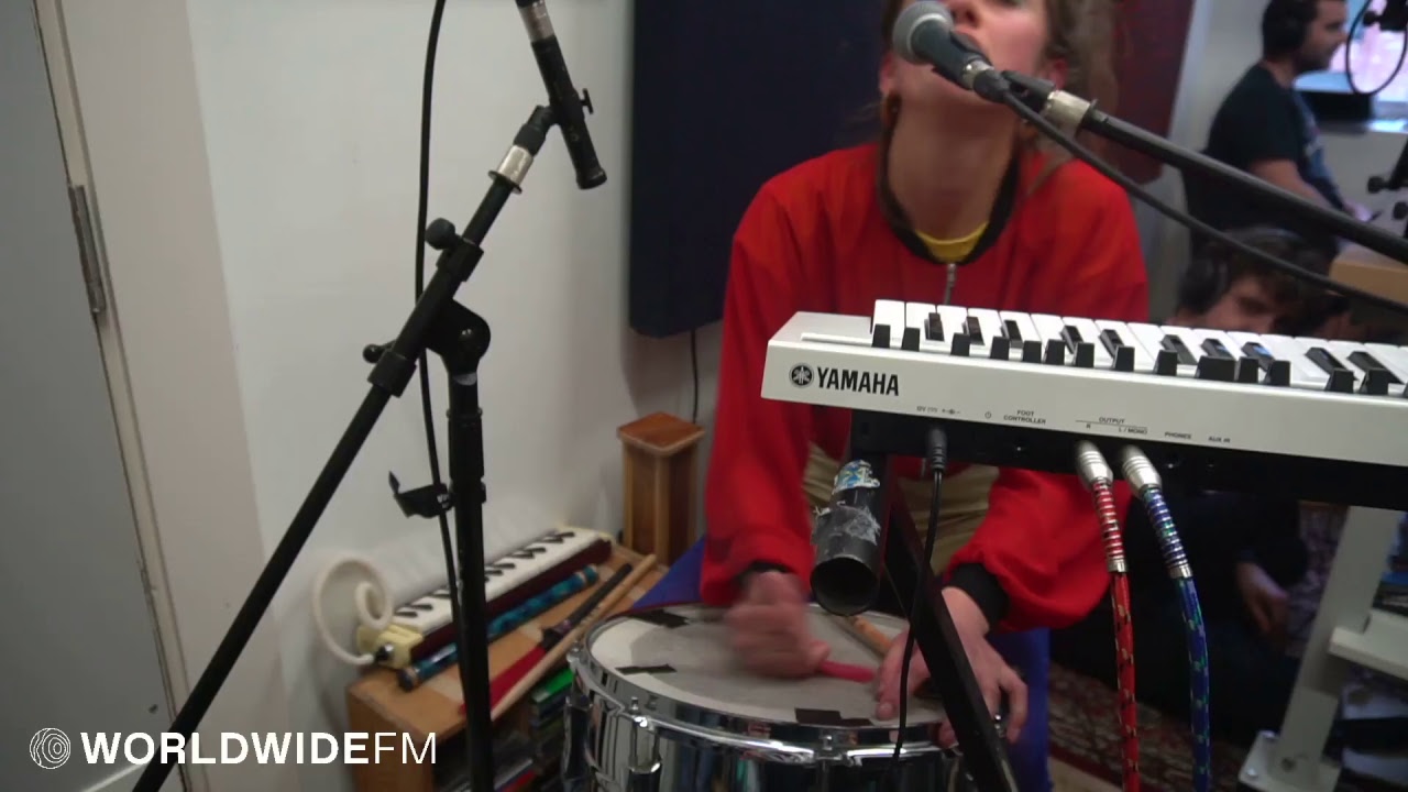 Alabaster dePlume live in session