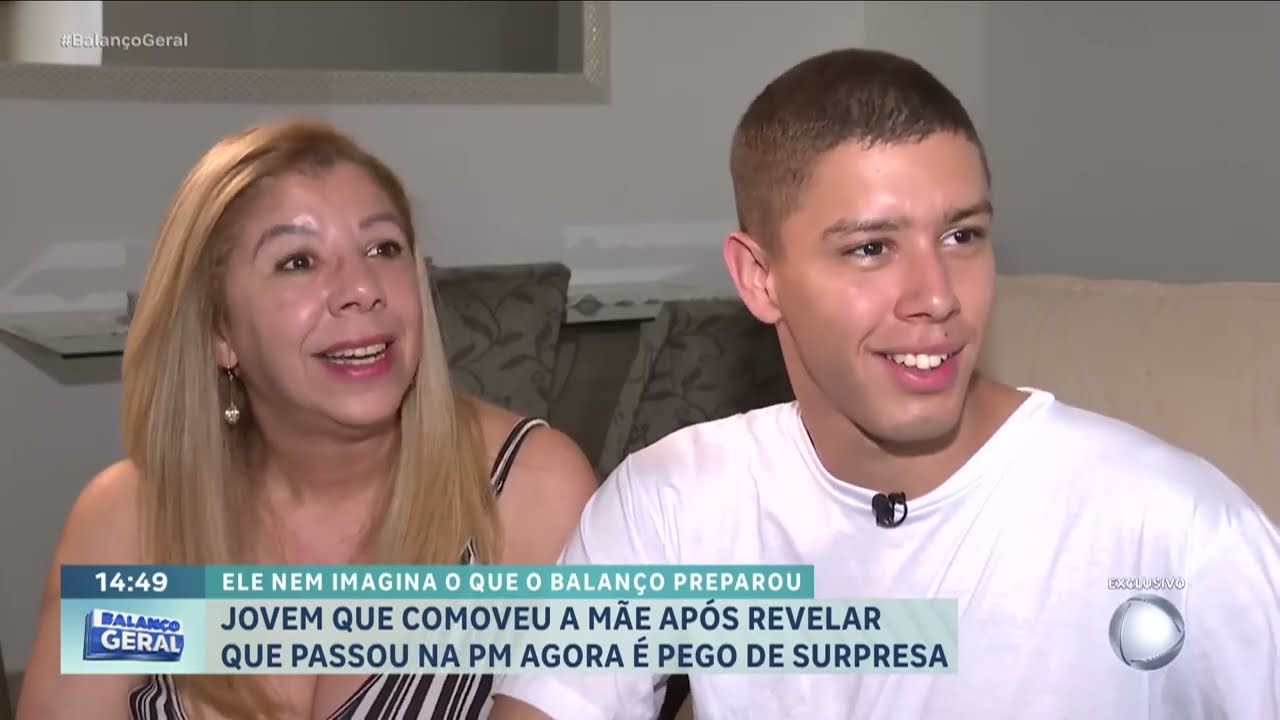 Motoboy realiza sonho de ser policial militar e surpreende mãe | Balanço Geral