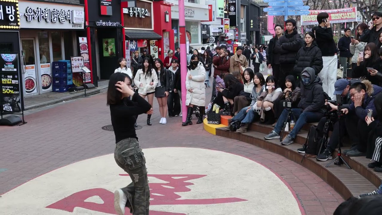 Kpop&JHKTV]Best Seohee hongdae cute kpopdanceLips Hips KissKISS OF LIFE#l서희 베스트홍대케이팝댄스#립스힙스키스