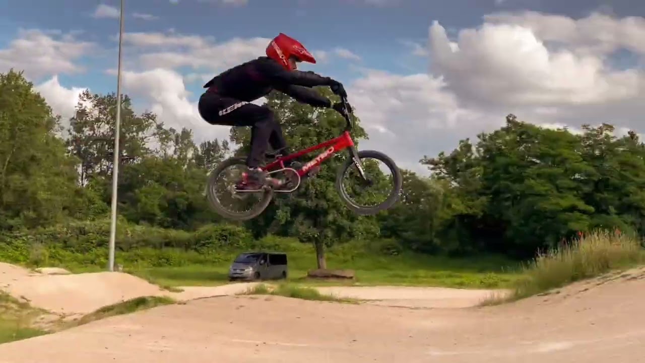 BMX Cernay - concours de sauts - training day