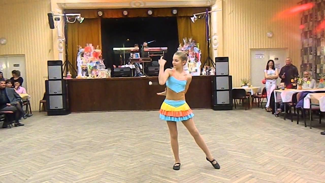 Papp Evelin, mazsorett szóló, 2013.03.30.