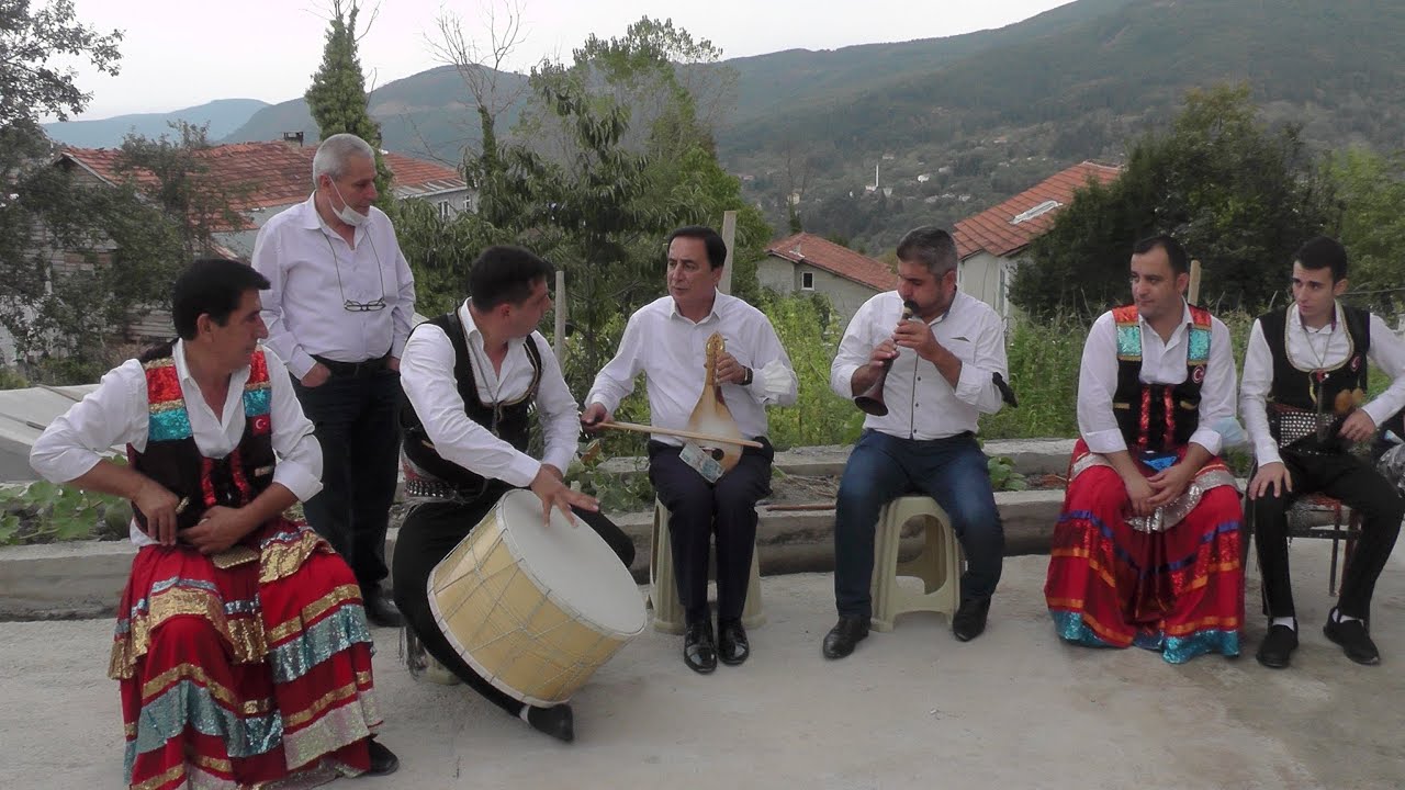 Davulcu Cüneyt - Kemaneci Mustafa Küllü - Zurnacı Orhan - Hamdi Sözen - Davulcu Ömer