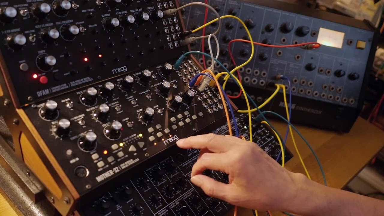 002 Unstable Vibrato (Mother-32, DFAM, K-2 MK II, MS-50)