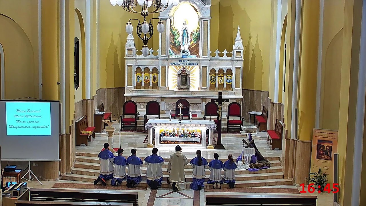 LIVE-Biserica Romano-Catolică `Nașterea Sfintei Fecioare Maria` din Halaucești