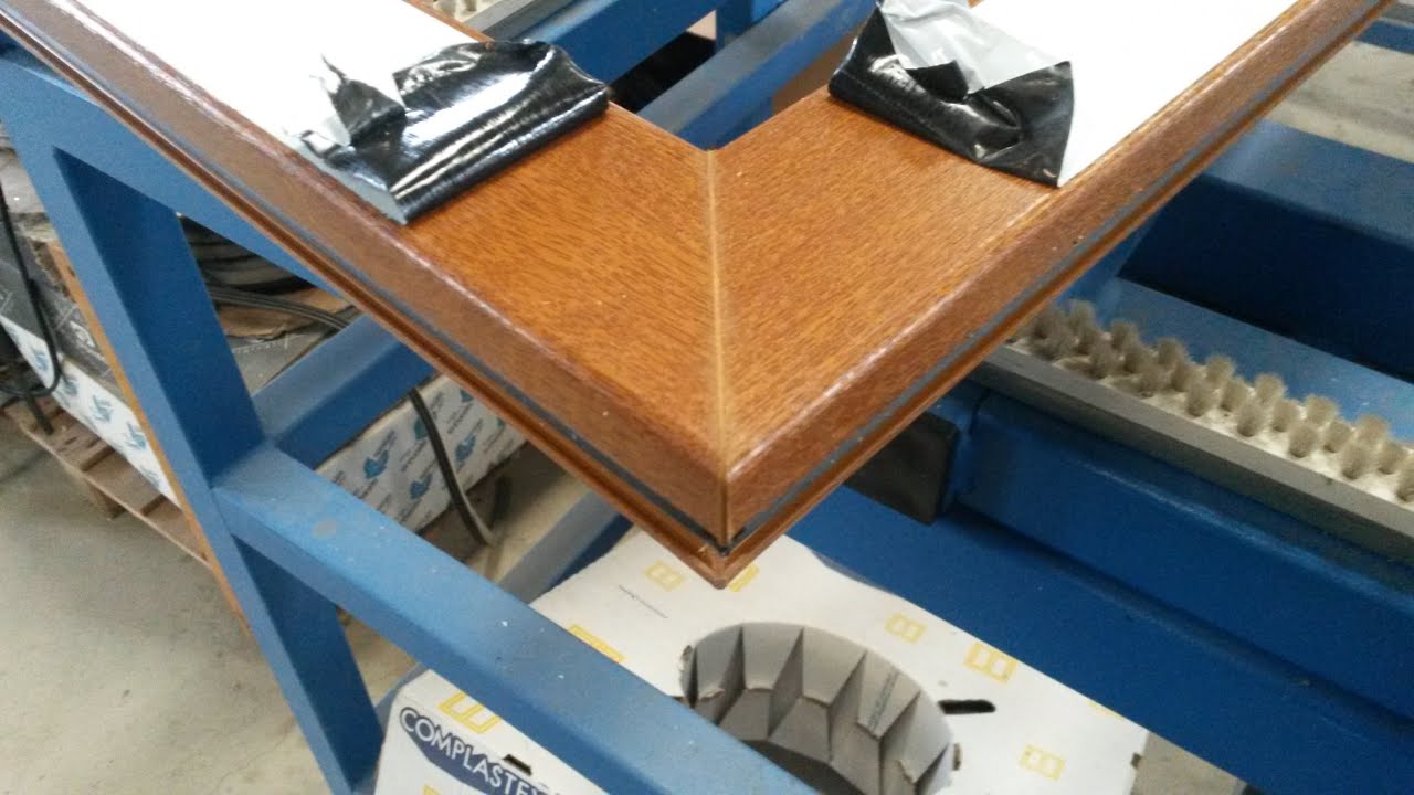CIMET VECCHIO Reparto Saldatura e ripulitura in linea infissi in pvc. 