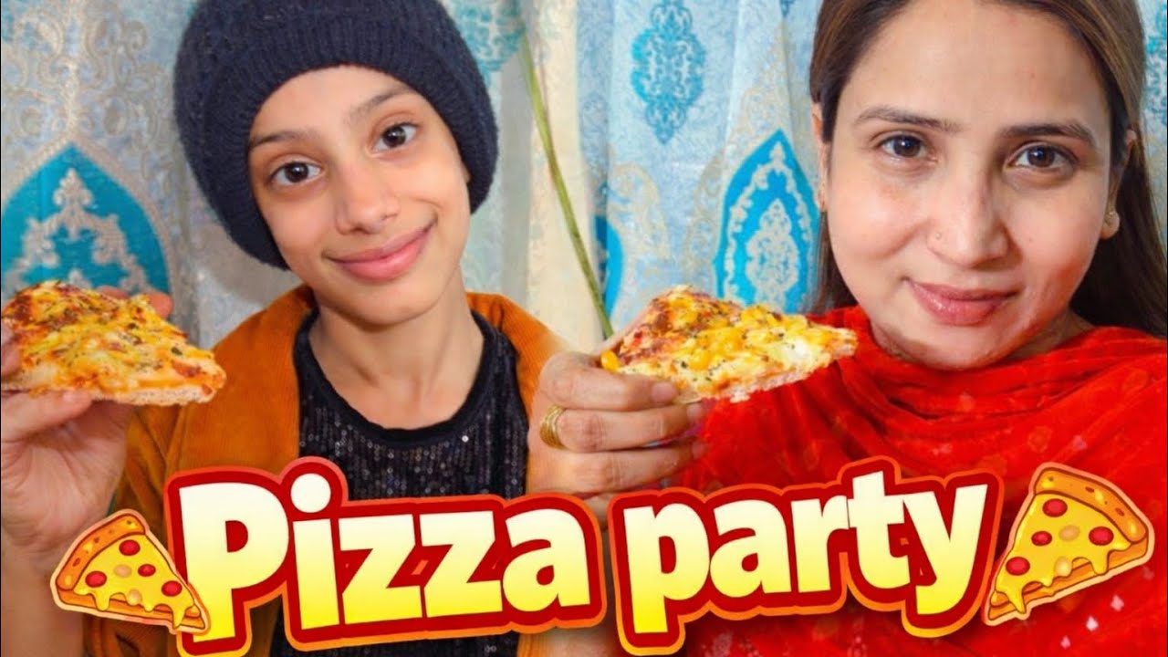 AAJ BUA NE DI PIZZA PARTY 😍 AAJ BHOT MAZA AYA 😋😋