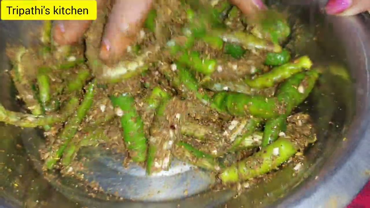 हरी मिर्च आचार देखें और जाने नए तरीके से बना स्वादिष्ट आचार 