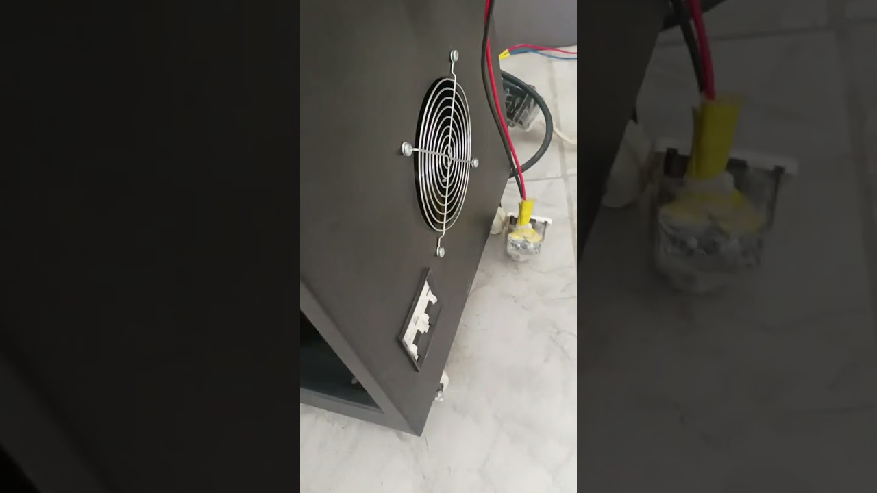 شرح كيفية عمل منظم الجهد الاستبليزر ..