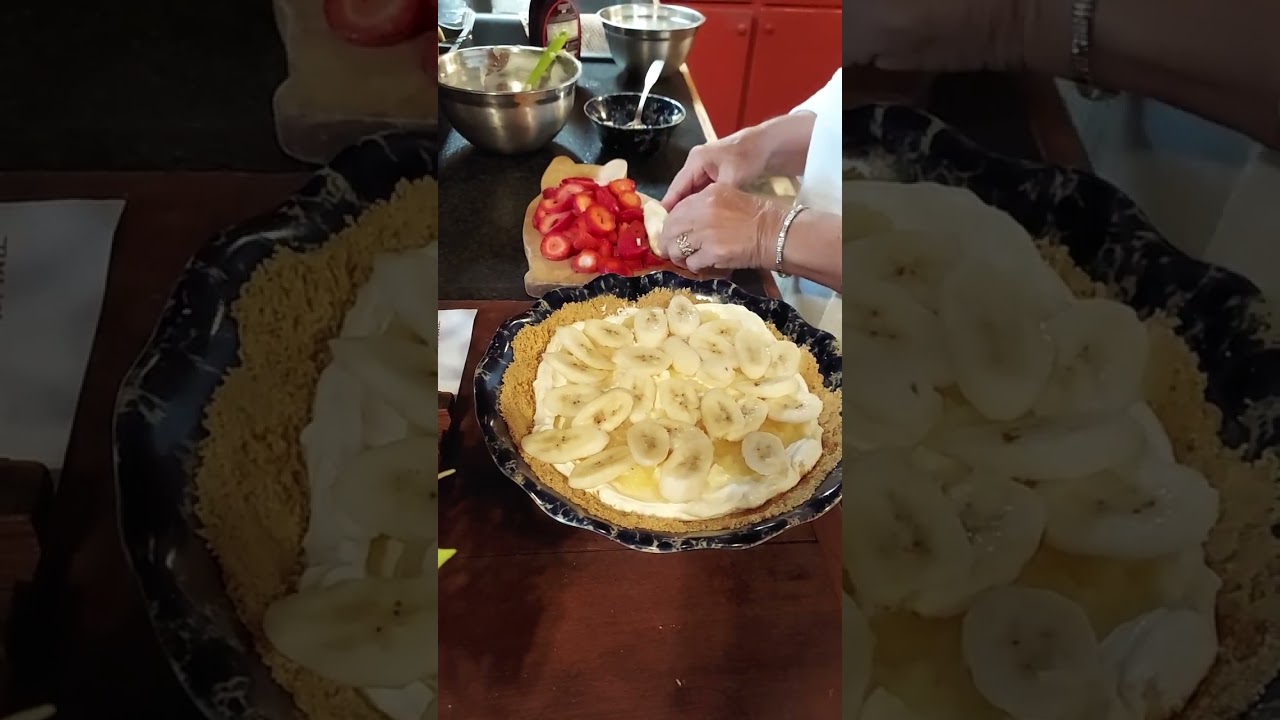Banana Split Pie